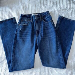 Abercrombie straight jeans NEVER WORN